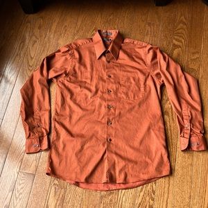 Men’s arrow dress shirt